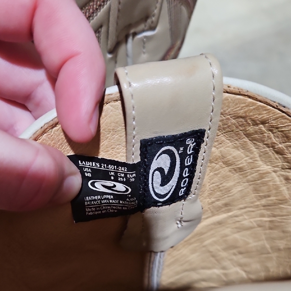 Roper Tan and Cream Leather Boots - Picture 2 of 7